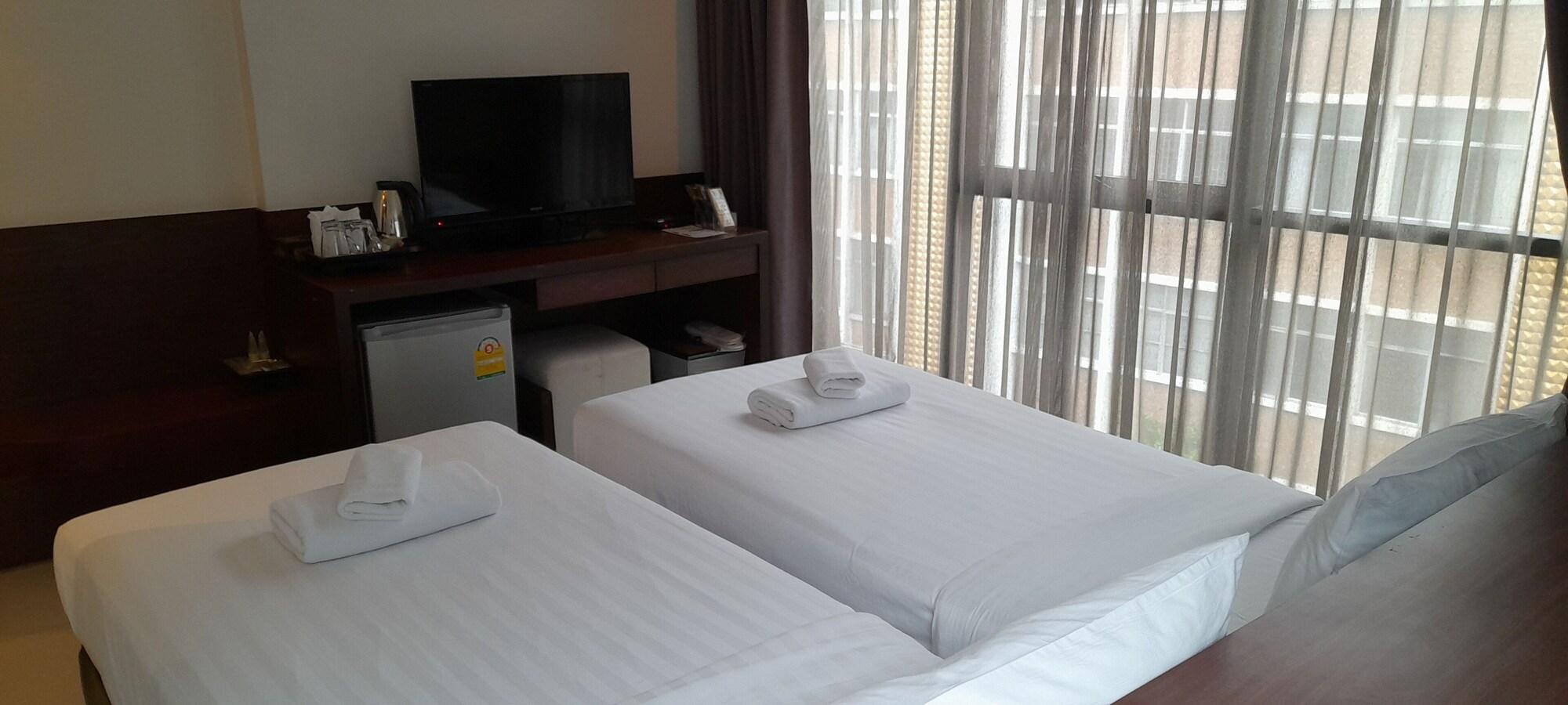 Collection O The Bangkok Airport Link Suite Exterior foto