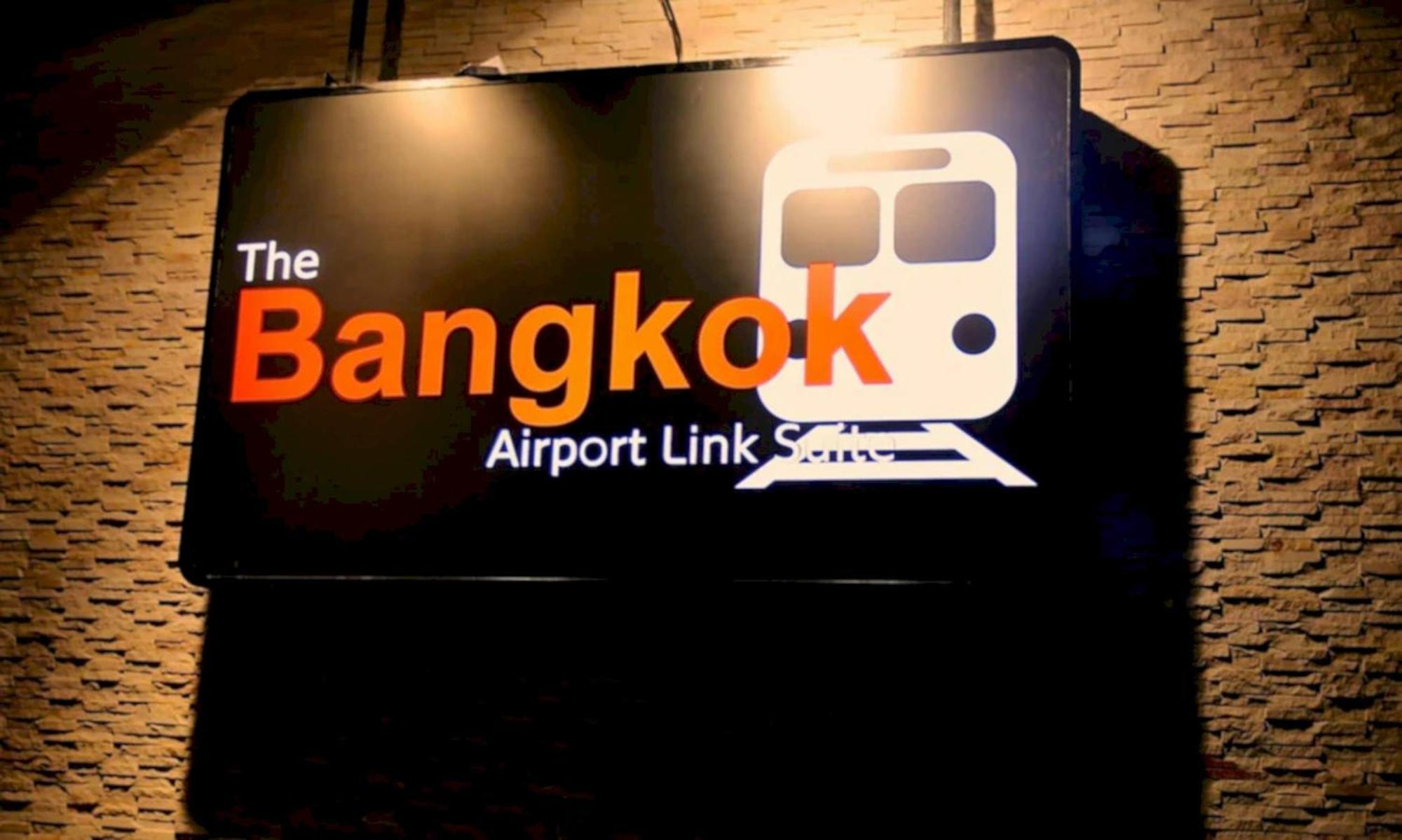 Collection O The Bangkok Airport Link Suite Exterior foto