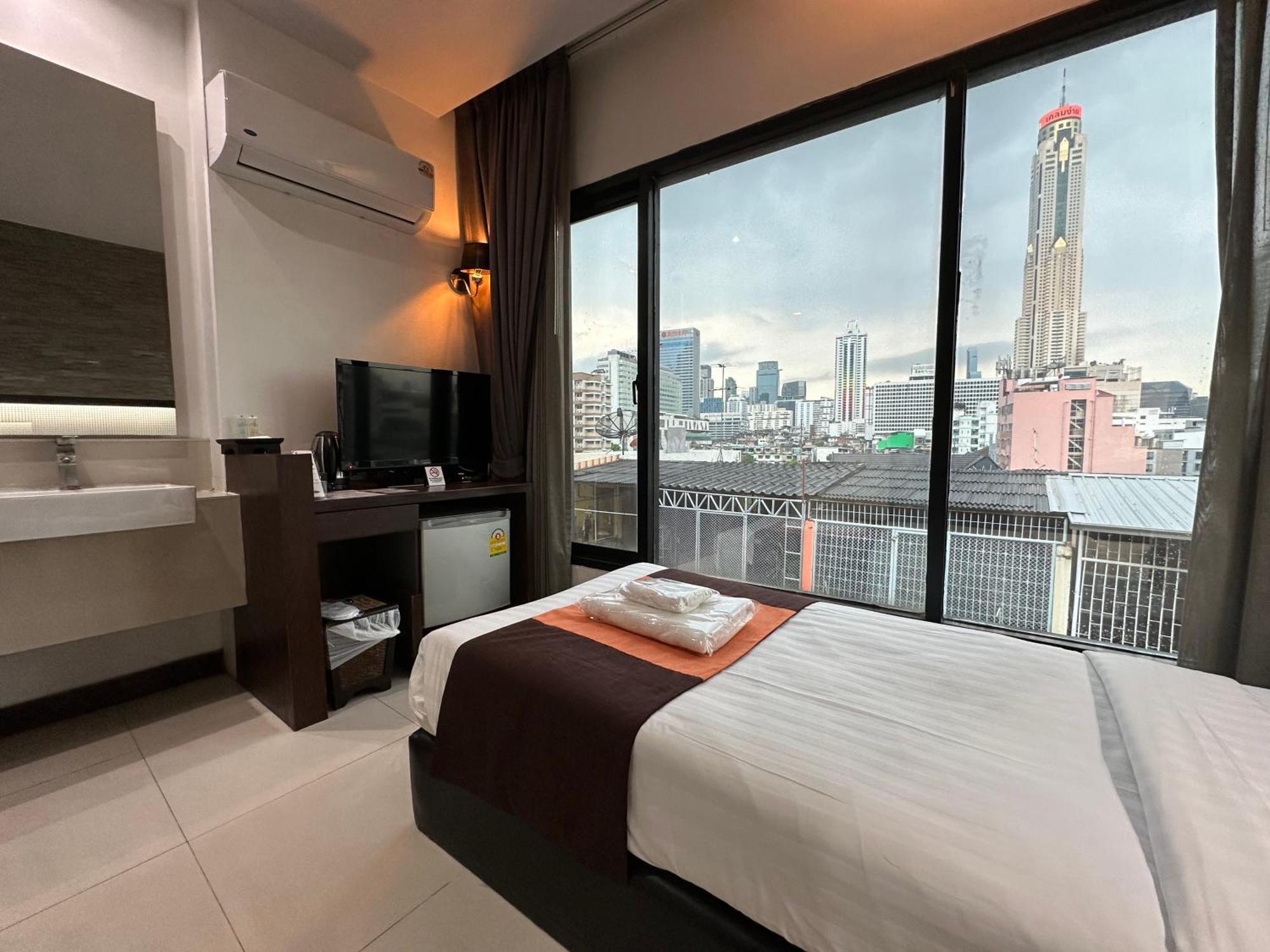 Collection O The Bangkok Airport Link Suite Exterior foto